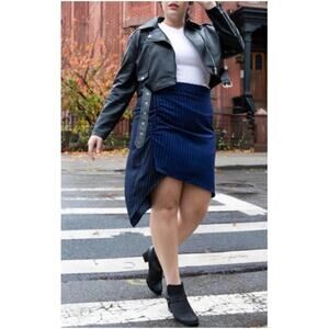 Soncy Women's Navy Pinstripe Faux Wrap High-Low Asymmetrical Hem Skirt Size 1